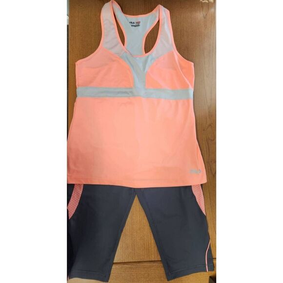 Fila XL pink/peach and grey Raserback top with matching capris AND Champion perf - Picture 2 of 14